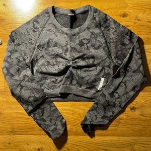 Adapt Camo Black Crop Top